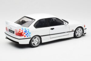 BMW M3 E36 Lightweight Blanc Solido 1:18 S1803903 Métal Moulé — image 3 sur 8