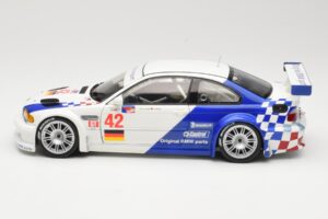 BMW M3 E46 GTR #42 J. Muller / J.J. Lehto ALMS 2001 Minichamps 1:18 80430139183 Métal Moulé — image 4 sur 8