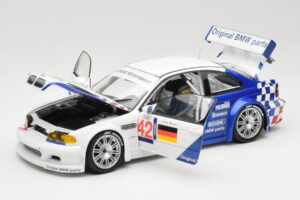 BMW M3 E46 GTR #42 J. Lehto / J. Muller ELMS 2001 Minichamps 1:18 100012192 Métal Moulé — image 2 sur 8