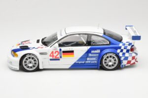 BMW M3 E46 GTR #42 J. Lehto / J. Muller ELMS 2001 Minichamps 1:18 100012192 Métal Moulé — image 4 sur 8
