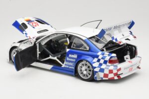 BMW M3 E46 GTR #42 J. Lehto / J. Muller ELMS 2001 Minichamps 1:18 100012192 Métal Moulé — image 5 sur 8