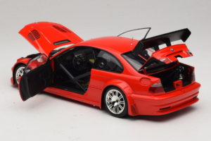 BMW M3 E46 GTR Street Rouge Minichamps 1:18 100012101 Métal Moulé — image 5 sur 8