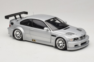 BMW M3 E46 GTR Street Argent Minichamps 1:18 100012100 Métal Moulé — image 6 sur 8
