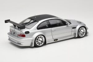 BMW M3 E46 GTR Street Argent With Carbon Roof Minichamps 1:18 100012102 Métal Moulé — image 3 sur 8
