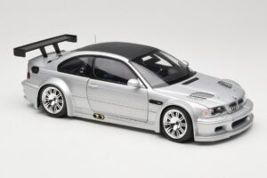 BMW M3 E46 GTR Street Argent With Carbon Roof Minichamps 1:18 100012102 Métal Moulé — image 6 sur 8