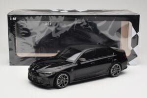 BMW M3 G80 Gris Métallisé Minichamps 1:18 155020204 Métal Moulé — image 6 sur 6