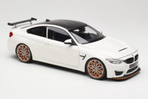 BMW M4 F82 GTS Alpine White Minichamps 1:18 110025221 Métal Moulé — image 6 sur 8