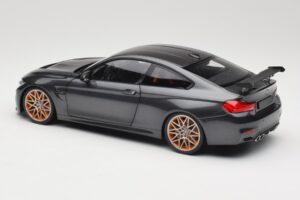 BMW M4 F82 GTS Mineral Grey Metallic Minichamps 1:18 110025222 Métal Moulé — image 7 sur 8