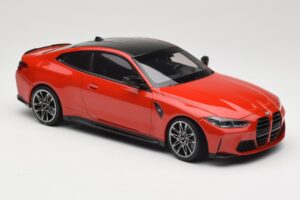 BMW M4 F82 Imola Red Metallic Minichamps 1:18 155020121 Métal Moulé — image 4 sur 6