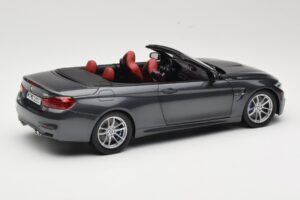 BMW M4 F83 Cabriolet Mineral Grey Paragon 1:18 80432339610 Métal Moulé — image 3 sur 8