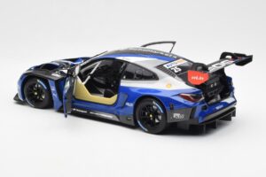 BMW M4 G82 GT3 Schubert Motorsport #25 P. Eng DTM 2022 Minichamps 1:18 113222025 Métal Moulé — image 5 sur 8