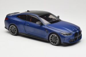 BMW M4 G82 Bleu Metallic Minichamps 1:18 113020123 Métal Moulé — image 6 sur 8
