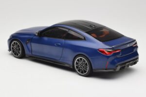BMW M4 G82 Bleu Metallic Minichamps 1:18 113020123 Métal Moulé — image 7 sur 8