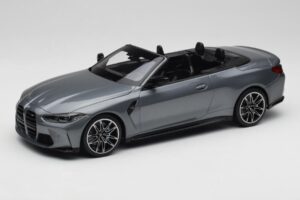 BMW M4 G82 Cabriolet Grey Metallic Minichamps 1:18 155021034 Métal Moulé