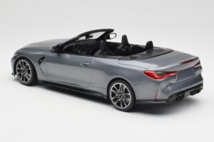 BMW M4 G82 Cabriolet Grey Metallic Minichamps 1:18 155021034 Métal Moulé — image 5 sur 6