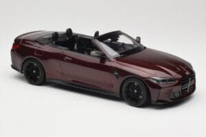 BMW M4 G83 Cabriolet Rouge Métallisé Minichamps 1:18 155021032 Métal Moulé — image 4 sur 6