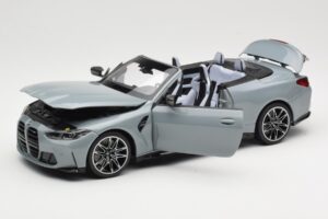 BMW M4 G83 Cabriolet Grey Metallic Minichamps 1:18 110021032 Métal Moulé — image 2 sur 8