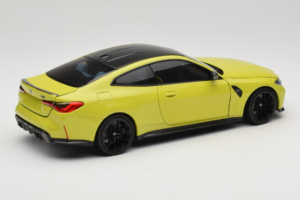 BMW M4 G82 Jaune Édition Concessionnaire Minichamps 1:18 80435A51949-R1 Métal Moulé — image 3 sur 10