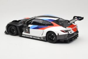 BMW M4 G82 GT3 Presentation 2021 Minichamps 1:18 80435A5D002 Métal Moulé — image 7 sur 8