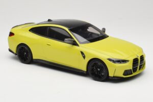 BMW M4 G82 Jaune Minichamps 1:18 155020120 Métal Moulé — image 4 sur 6