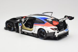 BMW M4 GT3 Ceccato Racing #50 T. Glock DTM Imola 2022 Minichamps 1:18 113222050 Métal Moulé — image 5 sur 8