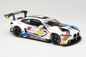 BMW M4 GT3 #46 V. Rossi / A. Farfus / M. Martin Team WRT 12 Hours of Bathurst 2023 Minichamps 1:18 113232146 Métal Moulé — image 6 sur 8