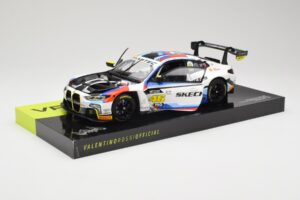 BMW M4 GT3 Team WRT #46 V. Rossi / R. Marciello / M. Martin 12 Hours of Bathurst 2024 Minichamps 1:18 113242046 Métal Moulé — image 2 sur 8