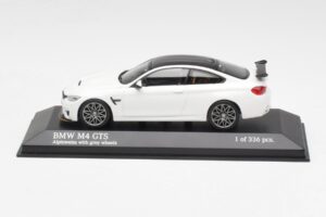 BMW M4 GTS F82 Blanc Avec Jantes Grises Minichamps 1:43 410025221 Métal Moulé