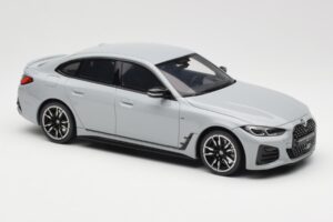 BMW M440i G26 Gran Coupe Brooklyn Gris Métallisé Otto 1:18 OT454 Résine — image 4 sur 6