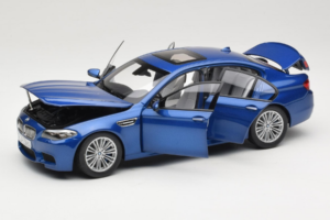 BMW M5 F10 Monte Carlo Blue Paragon 1:18 80432186352 Métal Moulé — image 2 sur 8
