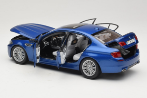 BMW M5 F10 Monte Carlo Blue Paragon 1:18 80432186352 Métal Moulé — image 5 sur 8