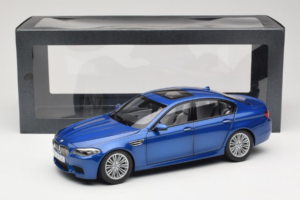 BMW M5 F10 Monte Carlo Blue Paragon 1:18 80432186352 Métal Moulé — image 8 sur 8