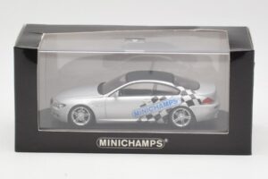BMW M6 E63 IAA Frankfurt Argent Minichamps 1:43 M6001 Métal Moulé — image 4 sur 4
