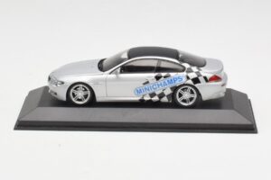 BMW M6 E63 IAA Frankfurt Argent Minichamps 1:43 M6001 Métal Moulé