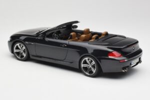 BMW M6 E64 Cabriolet Sapphire Black Kyosho 1:18 80430417424 Métal Moulé — image 8 sur 9