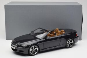 BMW M6 E64 Cabriolet Sapphire Black Kyosho 1:18 80430417424 Métal Moulé — image 9 sur 9