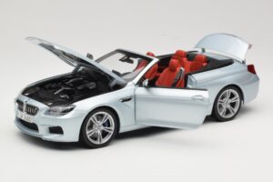 BMW M6 F12 Cabriolet Silverstone Silver Paragon 1:18 8043225656 Métal Moulé — image 2 sur 8