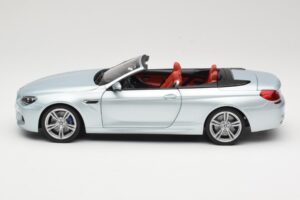 BMW M6 F12 Cabriolet Silverstone Silver Paragon 1:18 8043225656 Métal Moulé — image 4 sur 8