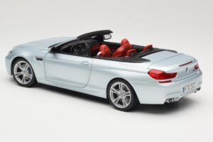 BMW M6 F12 Cabriolet Silverstone Silver Paragon 1:18 8043225656 Métal Moulé — image 7 sur 8