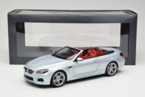 BMW M6 F12 Cabriolet Silverstone Silver Paragon 1:18 8043225656 Métal Moulé — image 8 sur 8