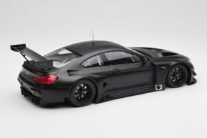 BMW M6 GT3 F13 Plain Body Version Matte Black Minichamps 1:18 155162610 Métal Moulé — image 2 sur 6