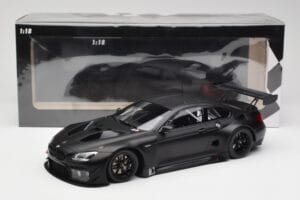 BMW M6 GT3 F13 Plain Body Version Matte Black Minichamps 1:18 155162610 Métal Moulé — image 6 sur 6