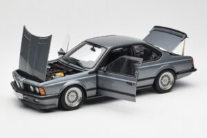 BMW M635 CSi E24 Shadow Line Delphin Metallic AUTOart 1:18 70529 Métal Moulé — image 2 sur 8