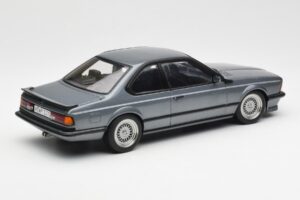 BMW M635 CSi E24 Shadow Line Delphin Metallic AUTOart 1:18 70529 Métal Moulé — image 3 sur 8