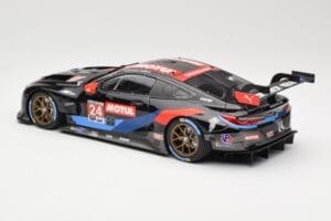 BMW M8 GTE RLL Racing #24 J. Edwards / J. Krohn IMSA GP Road Atlanta 2020 Minichamps 1:18 155202994 Métal Moulé — image 5 sur 6