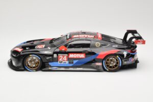 BMW M8 GTE RLL Racing #24 J. Krohn / J. Edwards Class Winners 24 Hours of Daytona 2020 Minichamps 1:18 155202924 Métal Moulé — image 3 sur 6