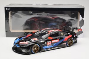 BMW M8 GTE RLL Racing #24 J. Krohn / J. Edwards Class Winners 24 Hours of Daytona 2020 Minichamps 1:18 155202924 Métal Moulé — image 6 sur 6