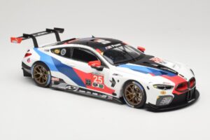 BMW M8 GTE Team RLL C. De Phillippi / B. Auberlen 2nd in Class 12 Hours of Sebring 2018 Minichamps 1:18 155182925 Métal Moulé — image 4 sur 6