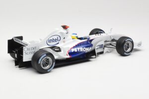 BMW Sauber F1.06 #16 N. Heidfeld Launch Version 2006 Minichamps 1:18 80430413183 Métal Moulé — image 2 sur 6