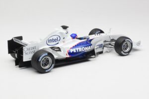 BMW Sauber F1.06 #17 J. Villeneuve Launch Version 2006 Minichamps 1:18 80430413184 Métal Moulé — image 2 sur 6